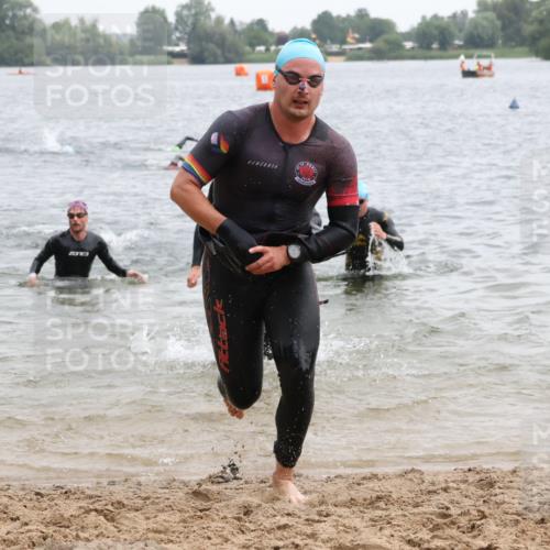21.06.2025 - 27. Vierlanden-Triathlon Lena Gebhardt http://msf.ph/oto/8039990 15.06.2025 12:54:15 Schwimmen 1102, 1114, 1124, 1125, 1127, 1141, 1145, 1147, 1158, 1162 meine-sportfotos.de