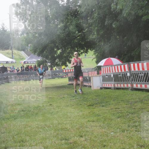 21.06.2025 - 27. Vierlanden-Triathlon KatJ http://msf.ph/oto/8040195 15.06.2025 14:27:02 Ziel 1256, 1305 meine-sportfotos.de