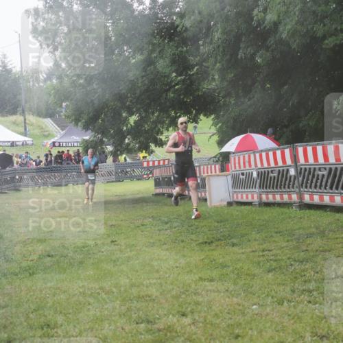 21.06.2025 - 27. Vierlanden-Triathlon KatJ http://msf.ph/oto/8040198 15.06.2025 14:27:03 Ziel 1256, 1305 meine-sportfotos.de