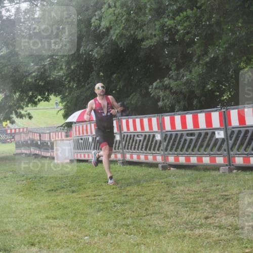 21.06.2025 - 27. Vierlanden-Triathlon KatJ http://msf.ph/oto/8040210 15.06.2025 14:27:04 Ziel 1256, 1305 meine-sportfotos.de