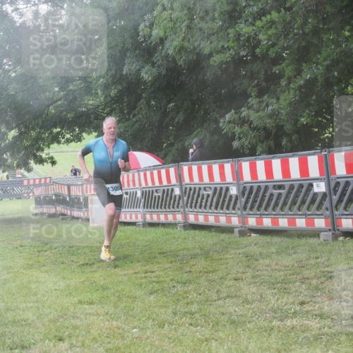 21.06.2025 - 27. Vierlanden-Triathlon KatJ http://msf.ph/oto/8040227 15.06.2025 14:27:07 Ziel 1256, 1305 meine-sportfotos.de