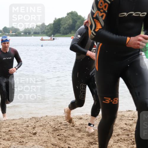 21.06.2025 - 27. Vierlanden-Triathlon Lena Gebhardt http://msf.ph/oto/8040241 15.06.2025 12:55:13 Schwimmen 1107, 1108, 1120, 1123, 1126, 1128, 1136, 1148, 1161 meine-sportfotos.de
