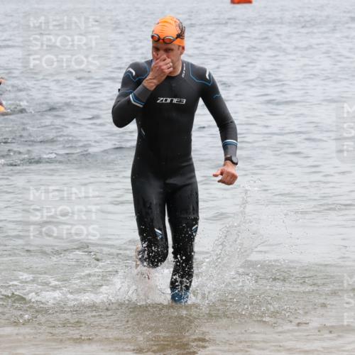 21.06.2025 - 27. Vierlanden-Triathlon Lena Gebhardt http://msf.ph/oto/8040283 15.06.2025 12:55:20 Schwimmen 1107, 1108, 1116, 1123, 1126, 1128, 1148 meine-sportfotos.de