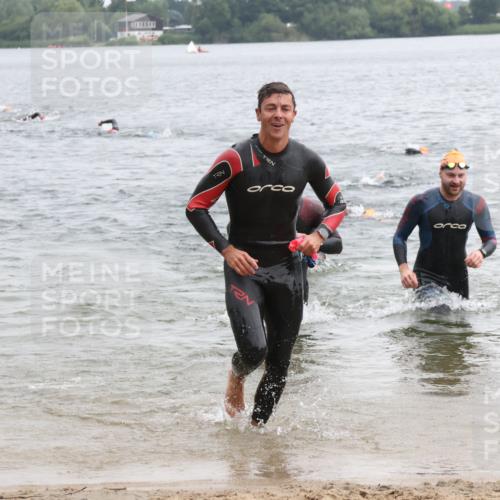 21.06.2025 - 27. Vierlanden-Triathlon Lena Gebhardt http://msf.ph/oto/8040305 15.06.2025 12:55:27 Schwimmen 1105, 1108, 1110, 1112, 1116, 1123, 1148, 1156 meine-sportfotos.de