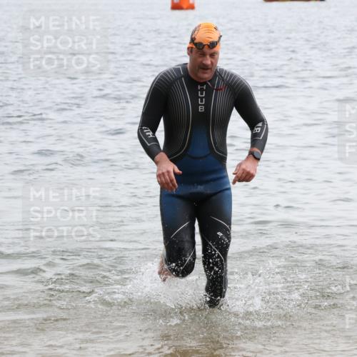 21.06.2025 - 27. Vierlanden-Triathlon Lena Gebhardt http://msf.ph/oto/8040571 15.06.2025 12:56:29 Schwimmen 1099, 1101, 1106, 1113, 1122, 1149, 1152, 1159 meine-sportfotos.de