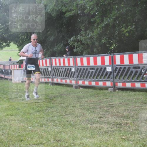21.06.2025 - 27. Vierlanden-Triathlon KatJ http://msf.ph/oto/8040587 15.06.2025 14:28:45 Ziel 1276 meine-sportfotos.de