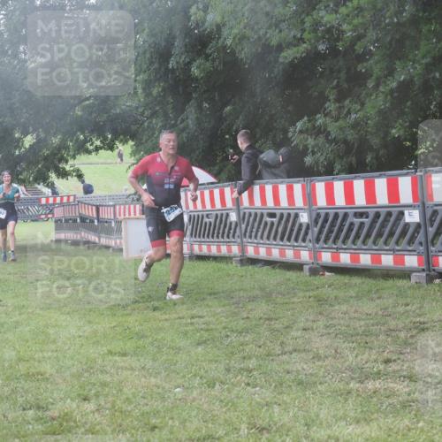 21.06.2025 - 27. Vierlanden-Triathlon KatJ http://msf.ph/oto/8040639 15.06.2025 14:29:00 Ziel 1176, 1252 meine-sportfotos.de