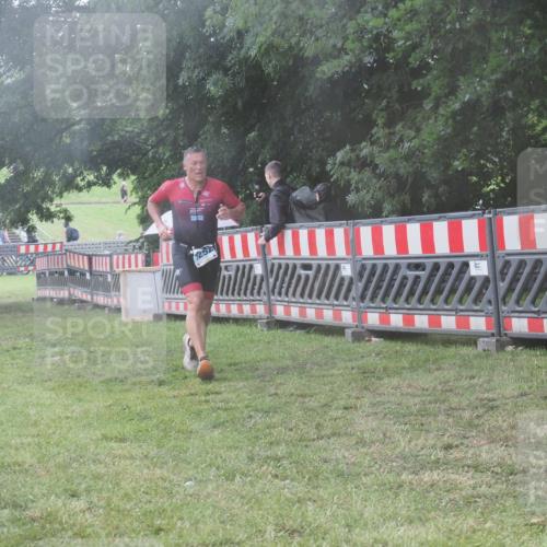 21.06.2025 - 27. Vierlanden-Triathlon KatJ http://msf.ph/oto/8040644 15.06.2025 14:29:00 Ziel 1176, 1252 meine-sportfotos.de