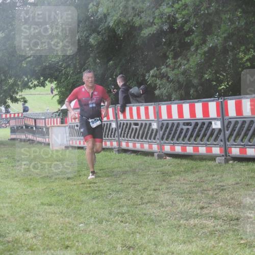 21.06.2025 - 27. Vierlanden-Triathlon KatJ http://msf.ph/oto/8040647 15.06.2025 14:29:00 Ziel 1176, 1252 meine-sportfotos.de