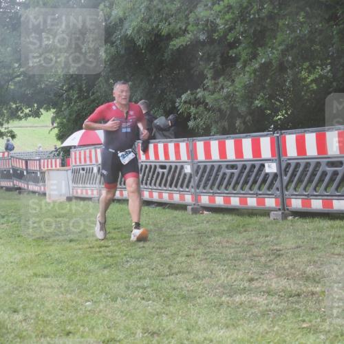 21.06.2025 - 27. Vierlanden-Triathlon KatJ http://msf.ph/oto/8040652 15.06.2025 14:29:00 Ziel 1176, 1252 meine-sportfotos.de