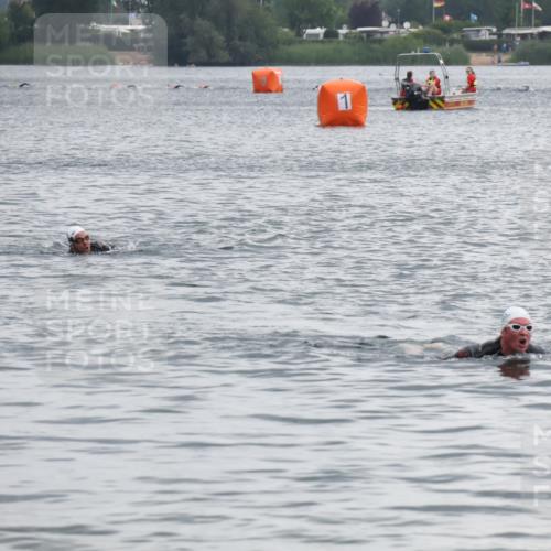 21.06.2025 - 27. Vierlanden-Triathlon Lena Gebhardt http://msf.ph/oto/8040710 15.06.2025 12:59:41 Schwimmen  meine-sportfotos.de