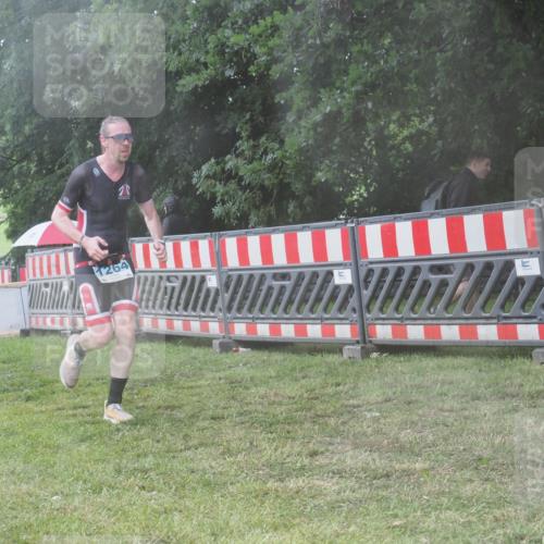 21.06.2025 - 27. Vierlanden-Triathlon KatJ http://msf.ph/oto/8040973 15.06.2025 14:30:06 Ziel 1168, 1264 meine-sportfotos.de
