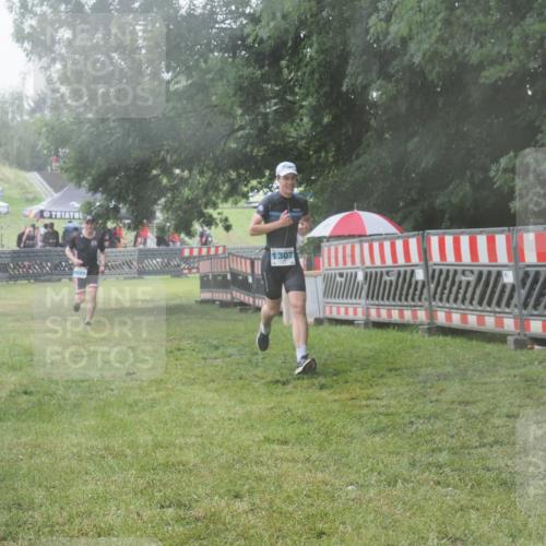 21.06.2025 - 27. Vierlanden-Triathlon KatJ http://msf.ph/oto/8041423 15.06.2025 14:32:57 Ziel 1262, 1307 meine-sportfotos.de