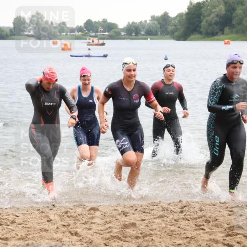 21.06.2025 - 27. Vierlanden-Triathlon Lena Gebhardt http://msf.ph/oto/8041649 15.06.2025 13:08:18 Schwimmen 1168, 1173, 1176, 1178, 1185, 1198, 1202, 1212 meine-sportfotos.de