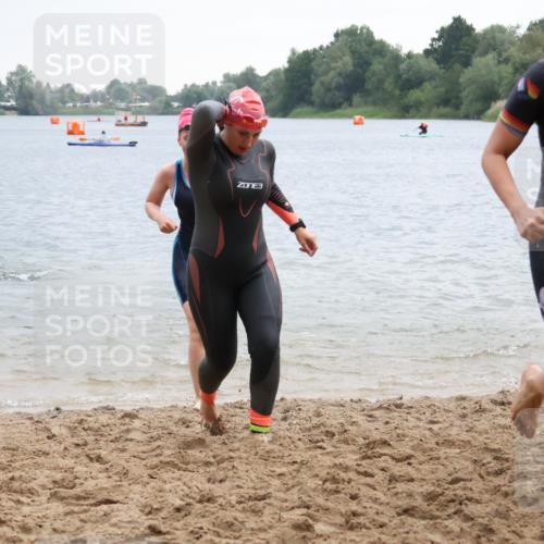 21.06.2025 - 27. Vierlanden-Triathlon Lena Gebhardt http://msf.ph/oto/8041674 15.06.2025 13:08:19 Schwimmen 1168, 1173, 1176, 1178, 1185, 1198, 1202, 1212 meine-sportfotos.de