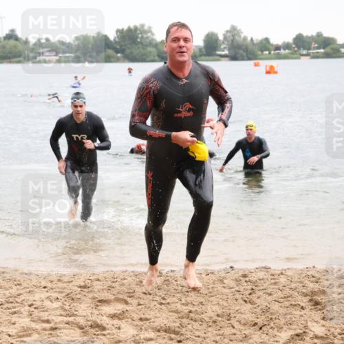 21.06.2025 - 27. Vierlanden-Triathlon Lena Gebhardt http://msf.ph/oto/8042226 15.06.2025 13:19:57 Schwimmen 1249, 1266, 1267, 1280, 1285, 1293, 1309, 1317 meine-sportfotos.de