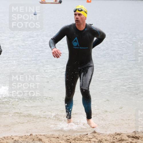 21.06.2025 - 27. Vierlanden-Triathlon Lena Gebhardt http://msf.ph/oto/8042250 15.06.2025 13:20:04 Schwimmen 1249, 1253, 1266, 1267, 1285, 1317 meine-sportfotos.de
