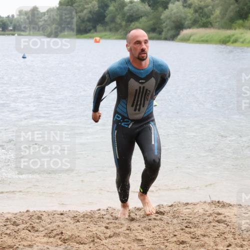21.06.2025 - 27. Vierlanden-Triathlon Lena Gebhardt http://msf.ph/oto/8042445 15.06.2025 13:20:56 Schwimmen 1238, 1265, 1272, 1273, 1281, 1300, 1303, 1308 meine-sportfotos.de
