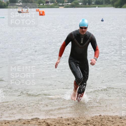 21.06.2025 - 27. Vierlanden-Triathlon Lena Gebhardt http://msf.ph/oto/8042624 15.06.2025 13:21:54 Schwimmen 1231, 1244, 1252, 1255, 1258, 1270, 1271, 1276, 1291, 1294, 1298, 1313 meine-sportfotos.de