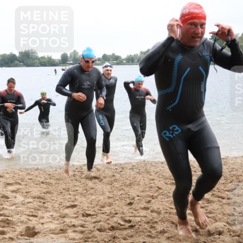 21.06.2025 - 27. Vierlanden-Triathlon Lena Gebhardt http://msf.ph/oto/8042667 15.06.2025 13:22:01 Schwimmen 1231, 1236, 1244, 1251, 1255, 1258, 1263, 1270, 1271, 1276, 1291, 1294, 1313 meine-sportfotos.de