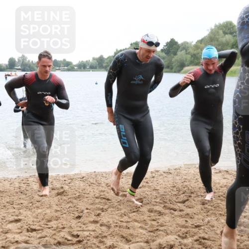 21.06.2025 - 27. Vierlanden-Triathlon Lena Gebhardt http://msf.ph/oto/8042686 15.06.2025 13:22:03 Schwimmen 1231, 1236, 1251, 1258, 1263, 1270, 1271, 1274, 1276, 1291, 1294, 1313 meine-sportfotos.de