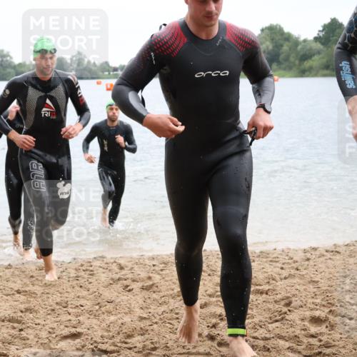 21.06.2025 - 27. Vierlanden-Triathlon Lena Gebhardt http://msf.ph/oto/8042696 15.06.2025 13:22:04 Schwimmen 1231, 1236, 1239, 1251, 1258, 1263, 1270, 1271, 1274, 1275, 1276, 1291, 1294, 1313 meine-sportfotos.de