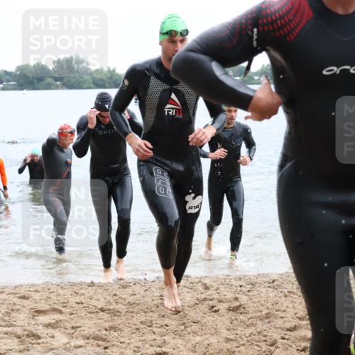21.06.2025 - 27. Vierlanden-Triathlon Lena Gebhardt http://msf.ph/oto/8042698 15.06.2025 13:22:05 Schwimmen 1231, 1236, 1239, 1251, 1258, 1263, 1270, 1271, 1274, 1275, 1276, 1291, 1294, 1313 meine-sportfotos.de