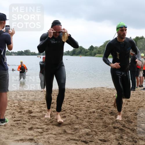 21.06.2025 - 27. Vierlanden-Triathlon Lena Gebhardt http://msf.ph/oto/8042719 15.06.2025 13:22:08 Schwimmen 1231, 1236, 1239, 1251, 1258, 1263, 1271, 1274, 1275, 1276, 1294 meine-sportfotos.de