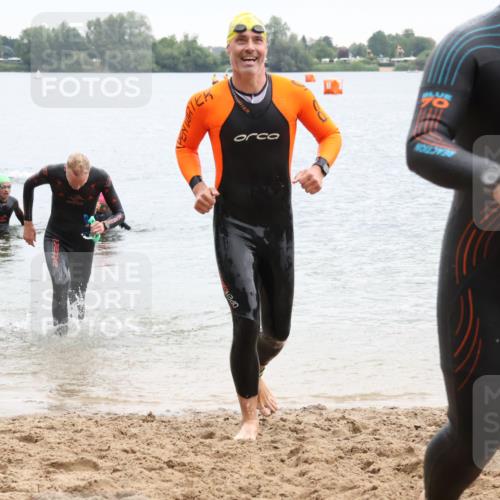 21.06.2025 - 27. Vierlanden-Triathlon Lena Gebhardt http://msf.ph/oto/8042742 15.06.2025 13:22:11 Schwimmen 1231, 1236, 1239, 1251, 1258, 1263, 1271, 1274, 1275, 1276, 1294 meine-sportfotos.de
