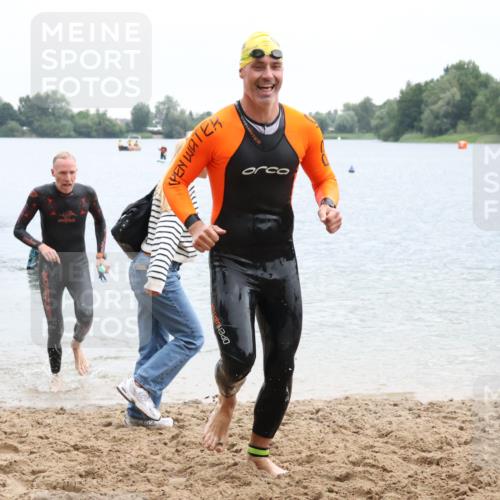 21.06.2025 - 27. Vierlanden-Triathlon Lena Gebhardt http://msf.ph/oto/8042746 15.06.2025 13:22:13 Schwimmen 1231, 1236, 1239, 1251, 1258, 1263, 1274, 1275, 1294, 1302 meine-sportfotos.de