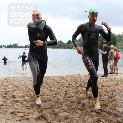21.06.2025 - 27. Vierlanden-Triathlon Lena Gebhardt http://msf.ph/oto/8042784 15.06.2025 13:22:26 Schwimmen 1232, 1246, 1259, 1289, 1302, 1316 meine-sportfotos.de