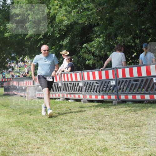 21.06.2025 - 27. Vierlanden-Triathlon KatJ http://msf.ph/oto/8052126 15.06.2025 11:48:46 Ziel 466, 510 meine-sportfotos.de