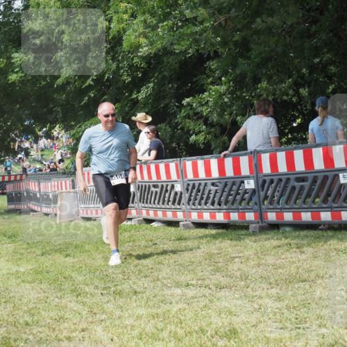 21.06.2025 - 27. Vierlanden-Triathlon KatJ http://msf.ph/oto/8052127 15.06.2025 11:48:46 Ziel 466, 510 meine-sportfotos.de