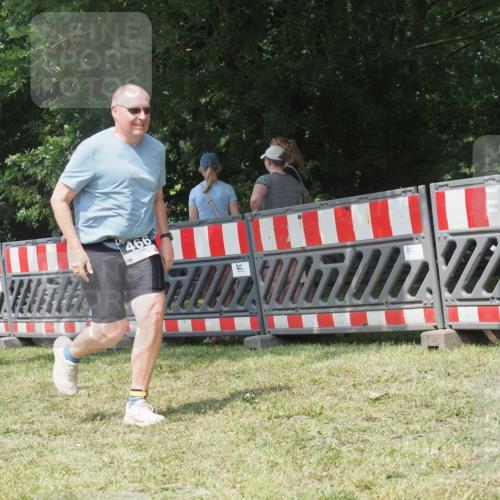 21.06.2025 - 27. Vierlanden-Triathlon KatJ http://msf.ph/oto/8052134 15.06.2025 11:48:47 Ziel 466, 510 meine-sportfotos.de
