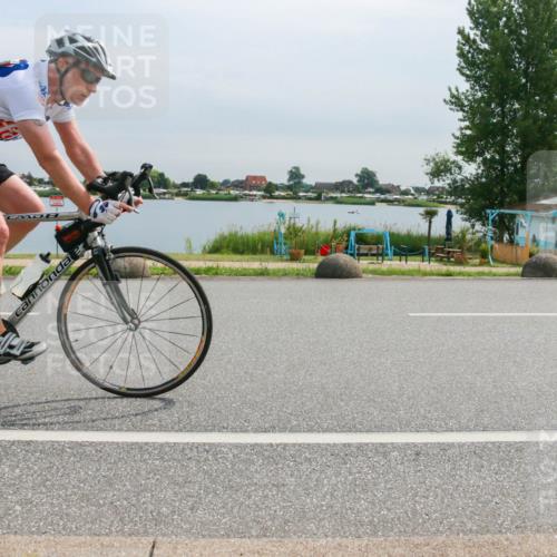 15.06.2025 - 27. Vierlanden-Triathlon H.Heesch http://msf.ph/oto/8052527 15.06.2025 10:59:45 Radfahren 371, 459, 483, 630 meine-sportfotos.de