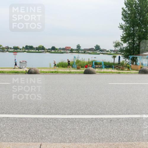 15.06.2025 - 27. Vierlanden-Triathlon H.Heesch http://msf.ph/oto/8052690 15.06.2025 11:00:52 Radfahren  meine-sportfotos.de