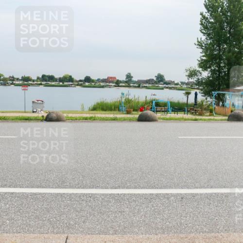 15.06.2025 - 27. Vierlanden-Triathlon H.Heesch http://msf.ph/oto/8052719 15.06.2025 11:00:57 Radfahren 203 meine-sportfotos.de
