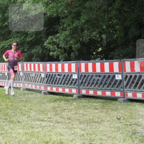 21.06.2025 - 27. Vierlanden-Triathlon KatJ http://msf.ph/oto/8052847 15.06.2025 12:11:50 Ziel 158 meine-sportfotos.de