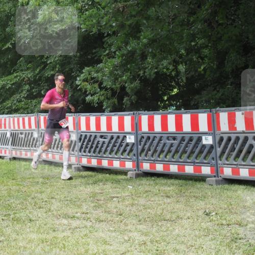 21.06.2025 - 27. Vierlanden-Triathlon KatJ http://msf.ph/oto/8052854 15.06.2025 12:11:51 Ziel 158 meine-sportfotos.de