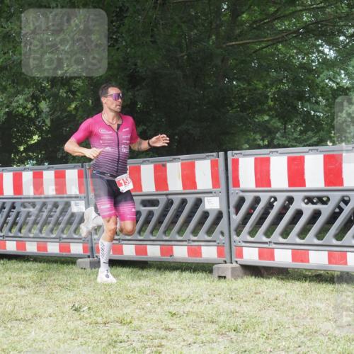 21.06.2025 - 27. Vierlanden-Triathlon KatJ http://msf.ph/oto/8052866 15.06.2025 12:11:52 Ziel 158 meine-sportfotos.de