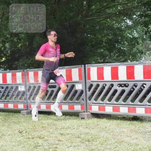 21.06.2025 - 27. Vierlanden-Triathlon KatJ http://msf.ph/oto/8052868 15.06.2025 12:11:52 Ziel 158 meine-sportfotos.de