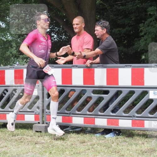 21.06.2025 - 27. Vierlanden-Triathlon KatJ http://msf.ph/oto/8052881 15.06.2025 12:11:53 Ziel 158 meine-sportfotos.de