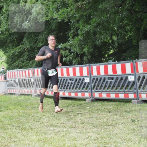 21.06.2025 - 27. Vierlanden-Triathlon KatJ http://msf.ph/oto/8053027 15.06.2025 12:13:21 Ziel 251, 869 meine-sportfotos.de