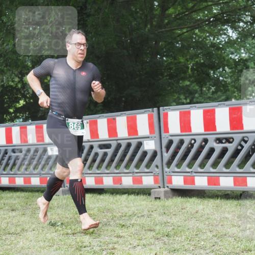 21.06.2025 - 27. Vierlanden-Triathlon KatJ http://msf.ph/oto/8053046 15.06.2025 12:13:22 Ziel 251, 869 meine-sportfotos.de