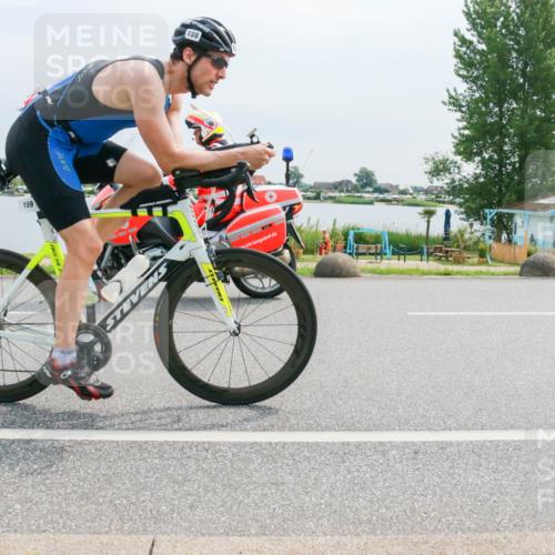 15.06.2025 - 27. Vierlanden-Triathlon H.Heesch http://msf.ph/oto/8053053 15.06.2025 11:03:37 Radfahren 159, 210, 715 meine-sportfotos.de