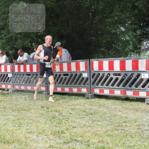 21.06.2025 - 27. Vierlanden-Triathlon KatJ http://msf.ph/oto/8053299 15.06.2025 12:24:42 Ziel 17, 866 meine-sportfotos.de