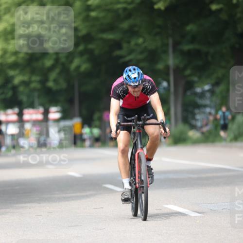 15.06.2025 - 7 Türme Triathlon Yannick Fuchs http://msf.ph/oto/8053346 15.06.2025 13:40:40 Radfahren  meine-sportfotos.de
