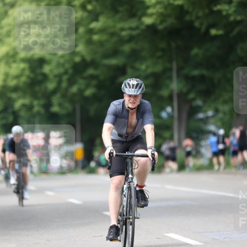 15.06.2025 - 7 Türme Triathlon Yannick Fuchs http://msf.ph/oto/8053381 15.06.2025 13:41:07 Radfahren  meine-sportfotos.de