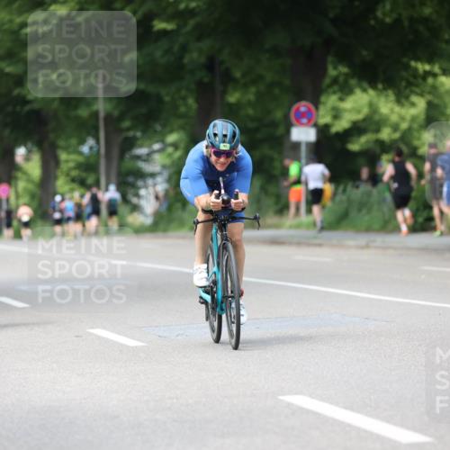 15.06.2025 - 7 Türme Triathlon Yannick Fuchs http://msf.ph/oto/8053397 15.06.2025 13:41:17 Radfahren  meine-sportfotos.de