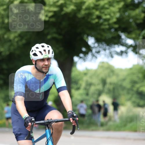 15.06.2025 - 7 Türme Triathlon Yannick Fuchs http://msf.ph/oto/8053403 15.06.2025 13:41:18 Radfahren 589 meine-sportfotos.de